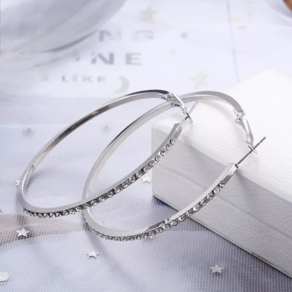 ❤️❤️❤️NEW EARRINGS ELEGANT SILVER